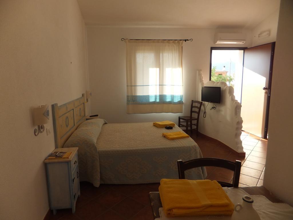 Grazia Deledda Bed & Breakfast Galtellì Eksteriør bilde